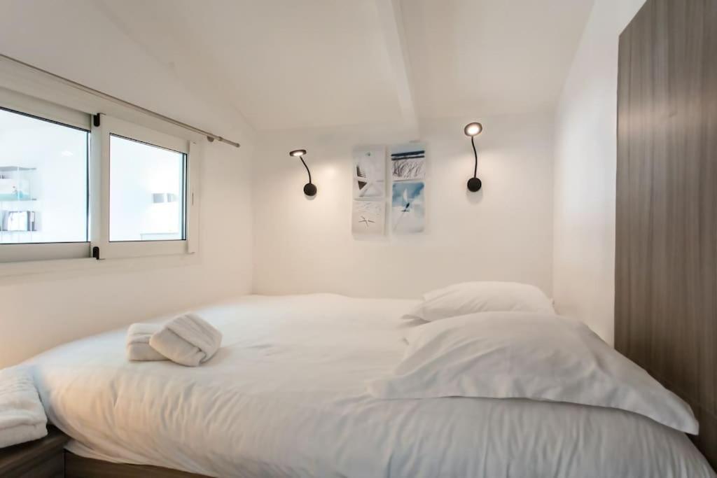 #40 Bright Sea View Suite For 6 2Mins Walk Port & Sea 滨海自由城 外观 照片